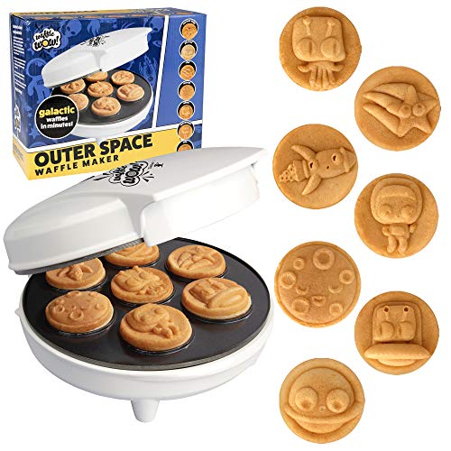와플메이커 Out of This World Kid's Waffle Maker - Make 7 Galactic Pancake Astronauts, Moons, Stars & More in Minutes- Electric Non Stick Waffler- Fun Space Themed Science Iron- Must-Have Holiday or Anytime Gift